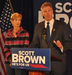 Whitman endorses Brown : Sen. Brown was endorsed by former NJ Governor Christine Todd Whitman on Tuesday at Phillips Old Colony House.
